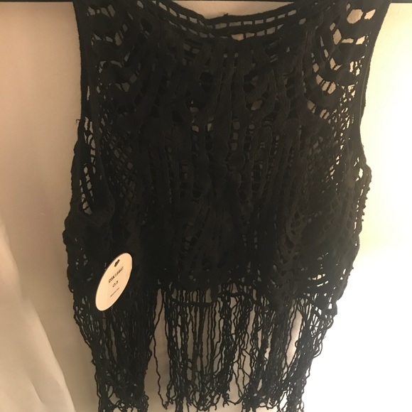 LF Fringe Top - Picture 3 of 3